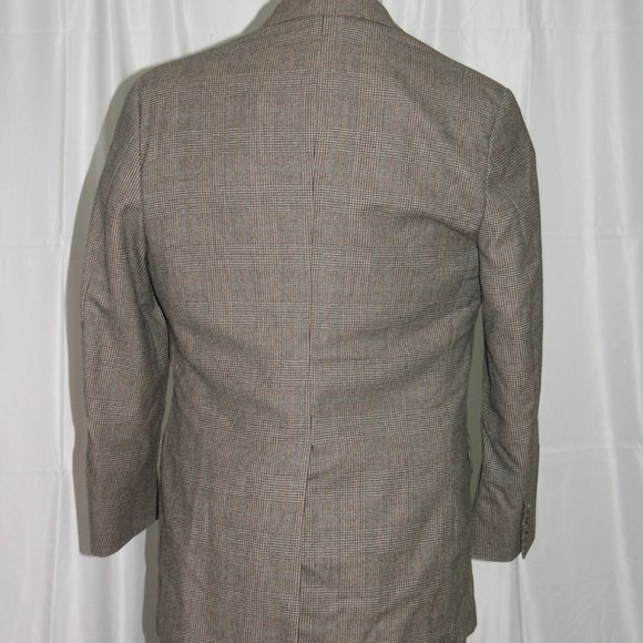 Fabrizio New York Taupe Plaid Three Button Suit 38R - Picture 8 of 13
